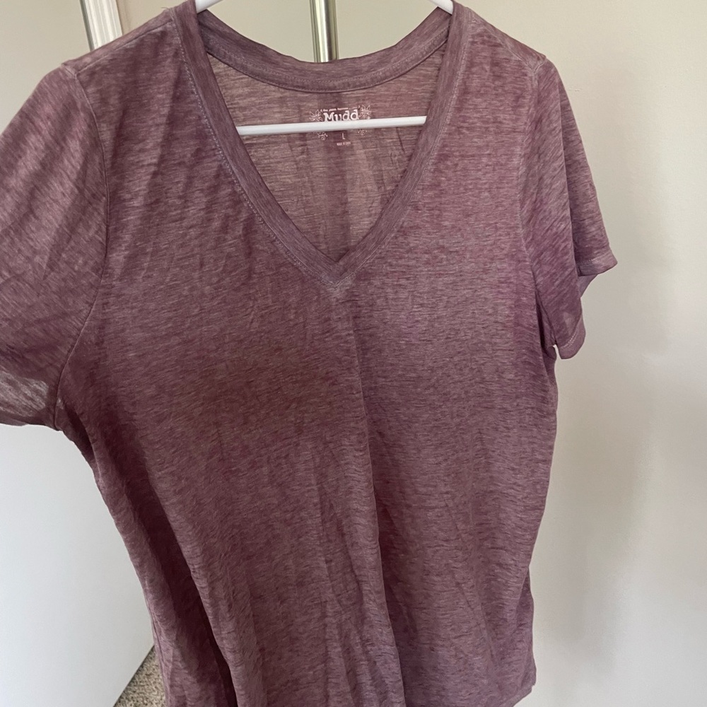 Mudd Vneck Tshirt
